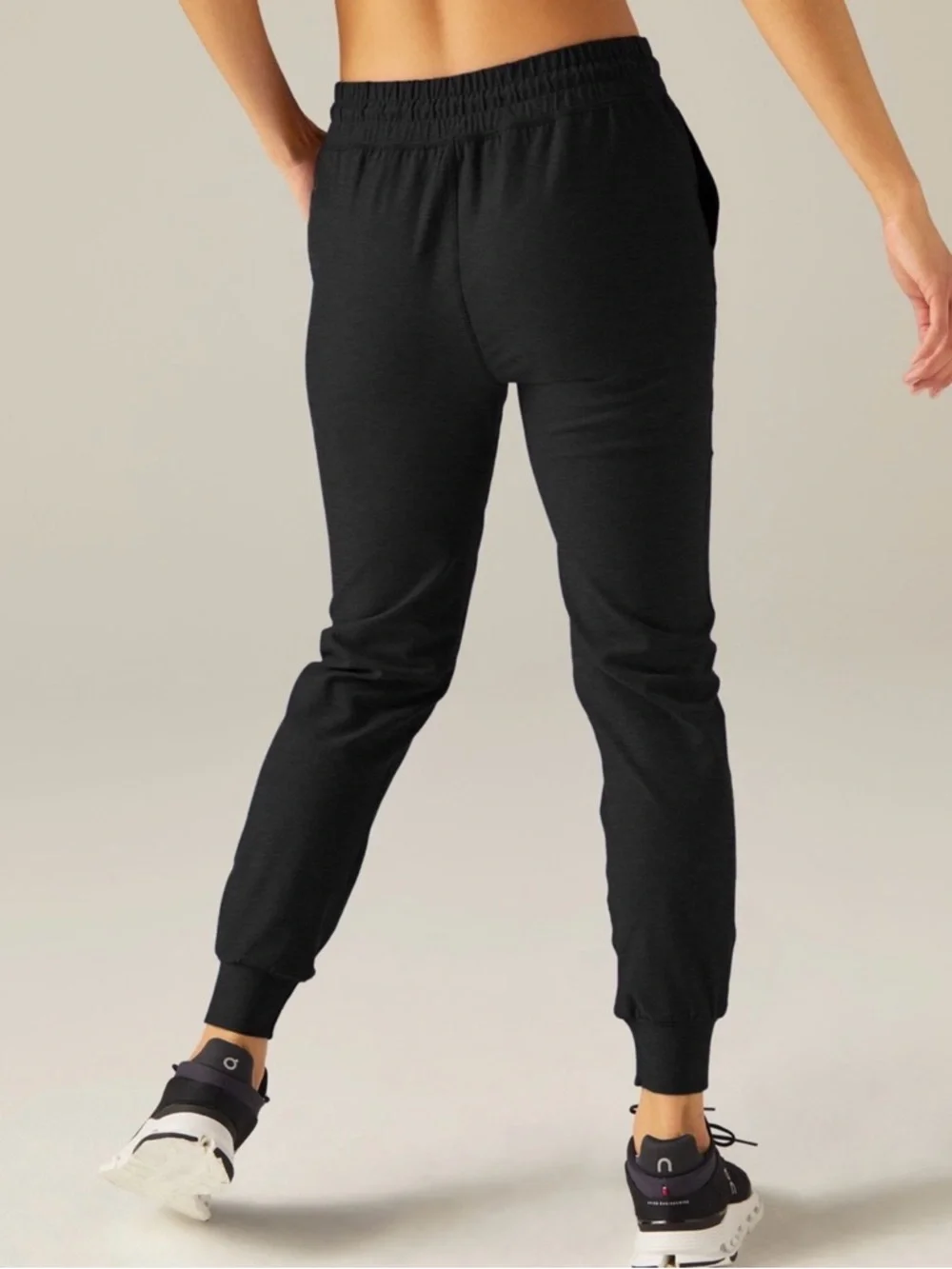 Beyond Yoga Spacedye Commuter Midi Joggers Black Medium